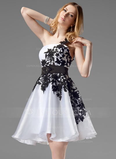 A-Line/Princess One-Shoulder Short/Mini Organza Satin Homecoming Dress With Lace Sash Beading (022004454)