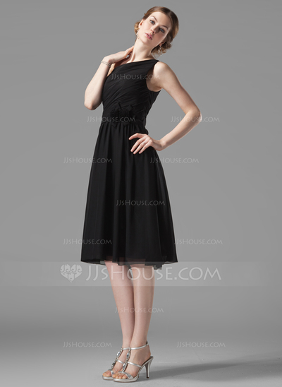 A-Line/Princess One-Shoulder Knee-Length Chiffon Bridesmaid Dress With Ruffle Flower(s) (007004118)