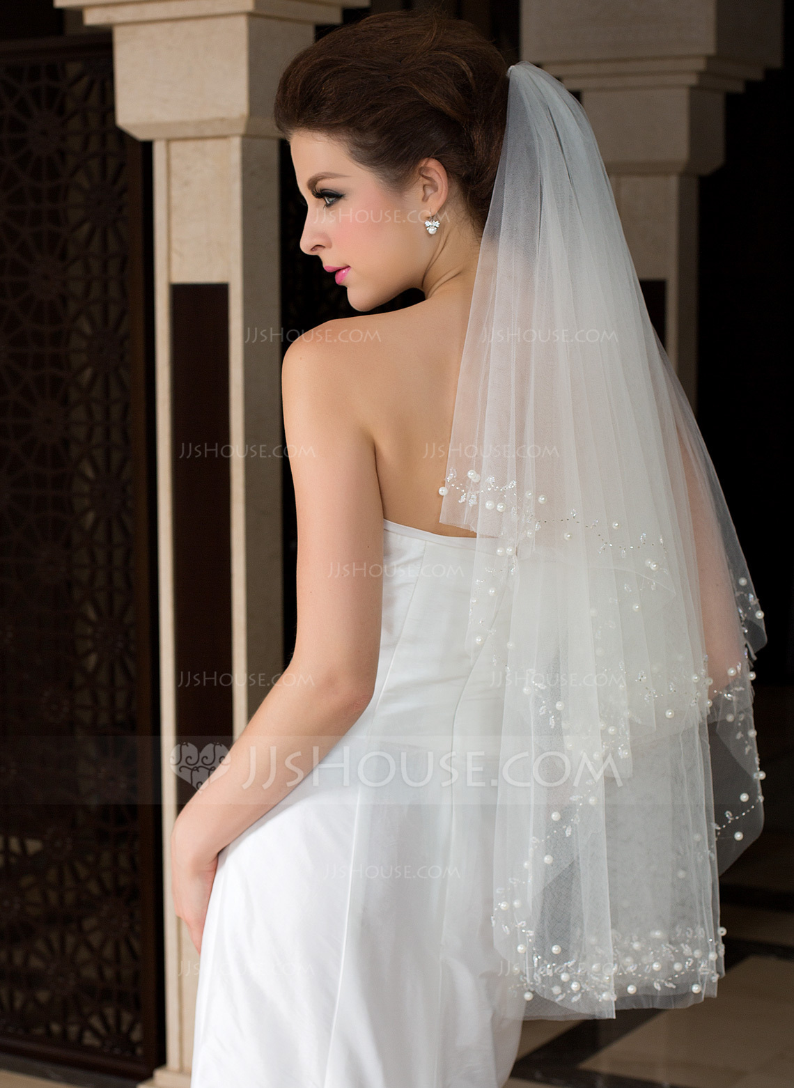 Twotier Fingertip Bridal Veils With Cut Edge (006036608) JJsHouse