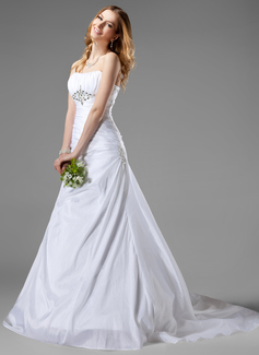 A-Line/Princess Sweetheart Chapel Train Taffeta Wedding Dress With Ruffle Beadwork (002001186)