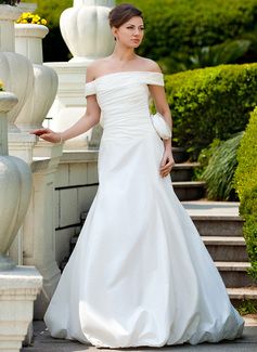 A-Line/Princess Off-the-Shoulder Court Train Taffeta Wedding Dress With Ruffle Flower(s) (002024573)