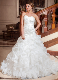 A-Line/Princess Sweetheart Chapel Train Organza Satin Wedding Dress With Ruffle Beadwork Sequins (002012666)