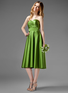 A-Line/Princess Sweetheart Tea-Length Satin Bridesmaid Dress With Ruffle (007000955)
