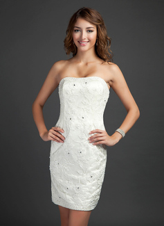 Sheath Strapless Short/Mini Satin Lace Cocktail Dress With Beading (016015332)