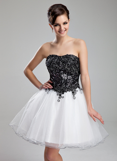 A-Line/Princess Sweetheart Short/Mini Organza Sequined Prom Dress With Lace (018018834)