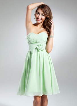 A-Line/Princess Sweetheart Knee-Length Chiffon Homecoming Dress With Ruffle Flower(s) (022015327)