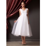 A-Line/Princess V-neck Tea-Length Organza Tulle Wedding Dress With Lace Flower(s) (002014240)