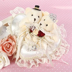 Heart Shaped Wedding Ring Pillow With Bear Couple(103018249)