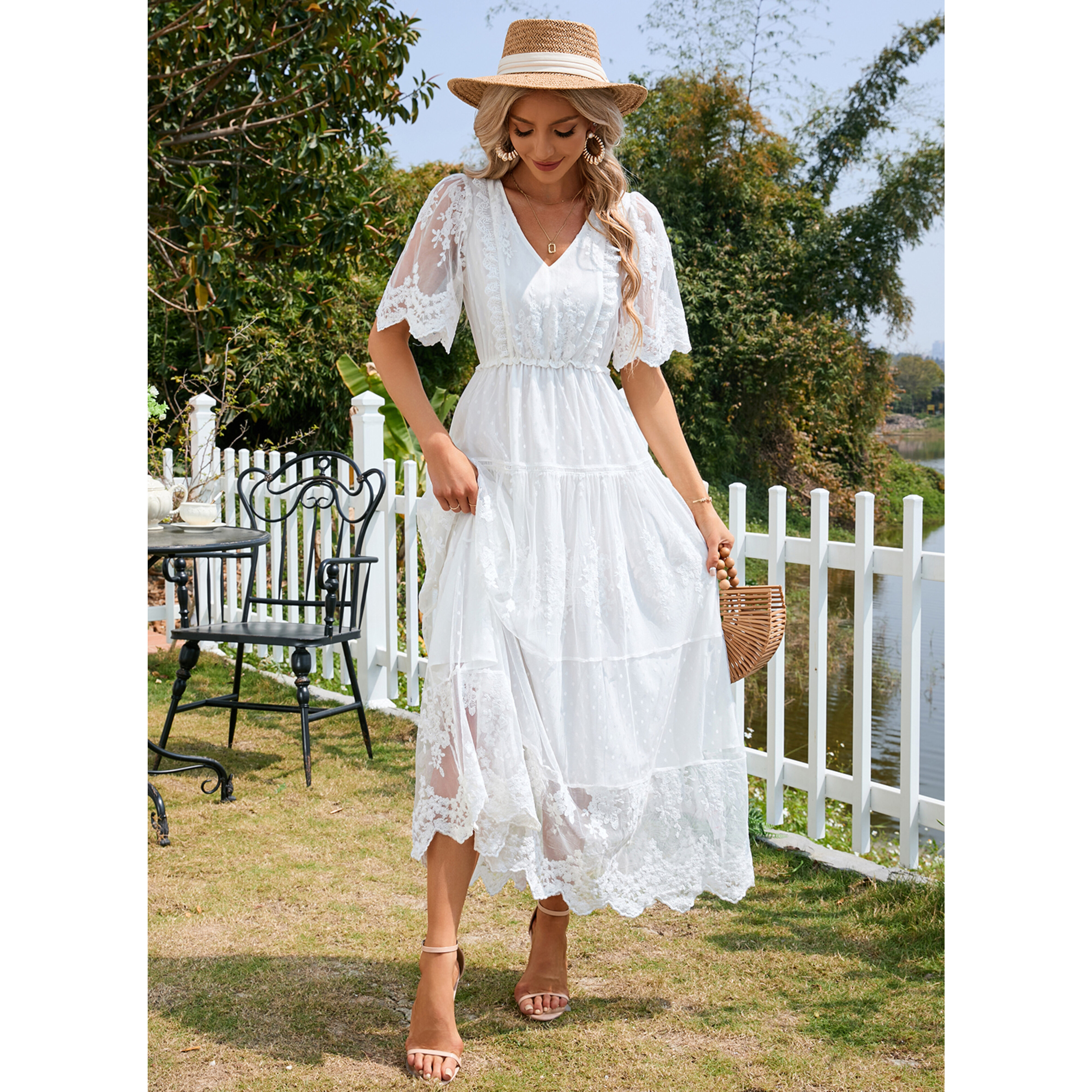 Magalie Lace Maxi Dress | JJ's House