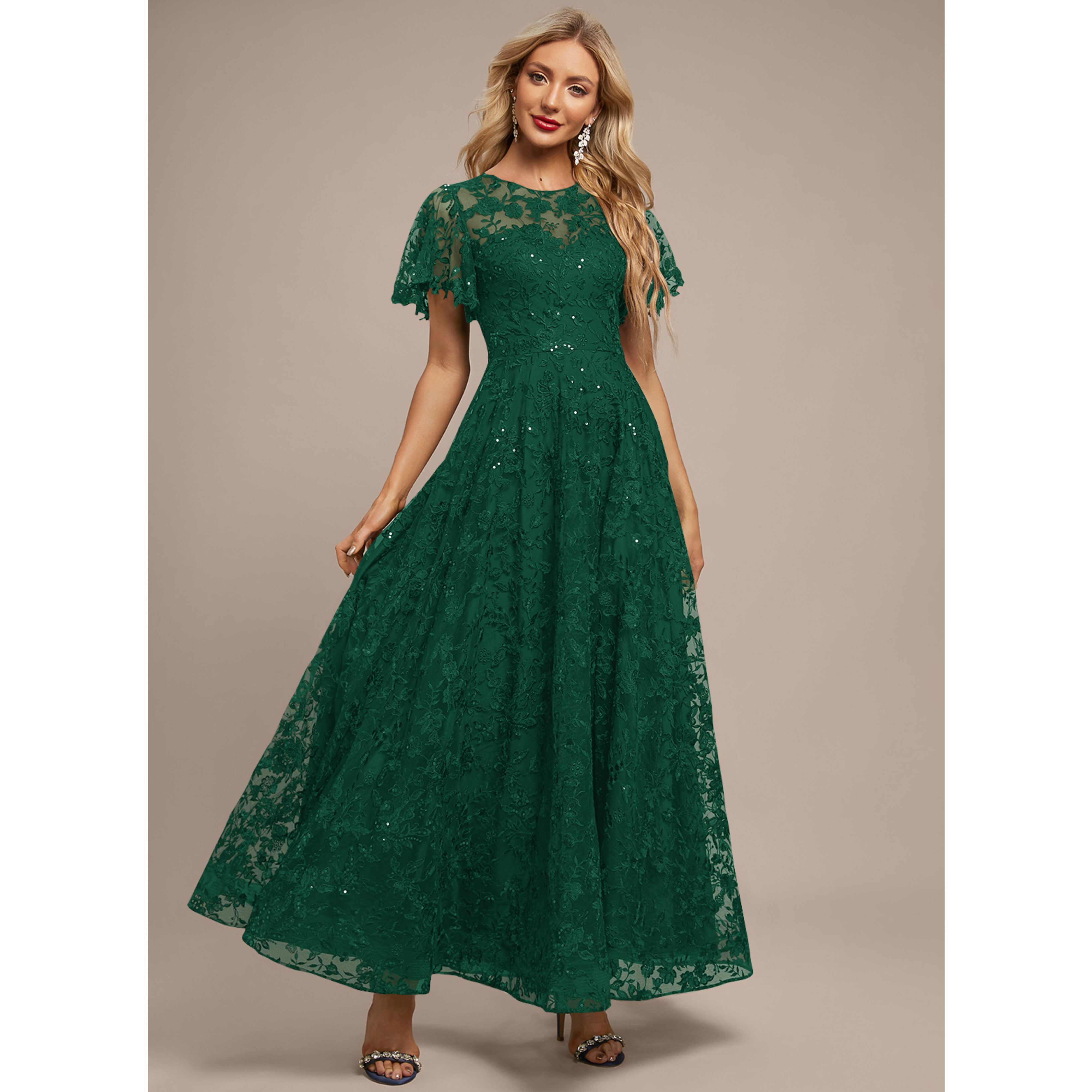 sexy long white dress Summer Wedding Guest | Magdalena Maxi Dress - color_Green Flower Tamaño:M May be worn on Orellia Strapless Suiting Mini