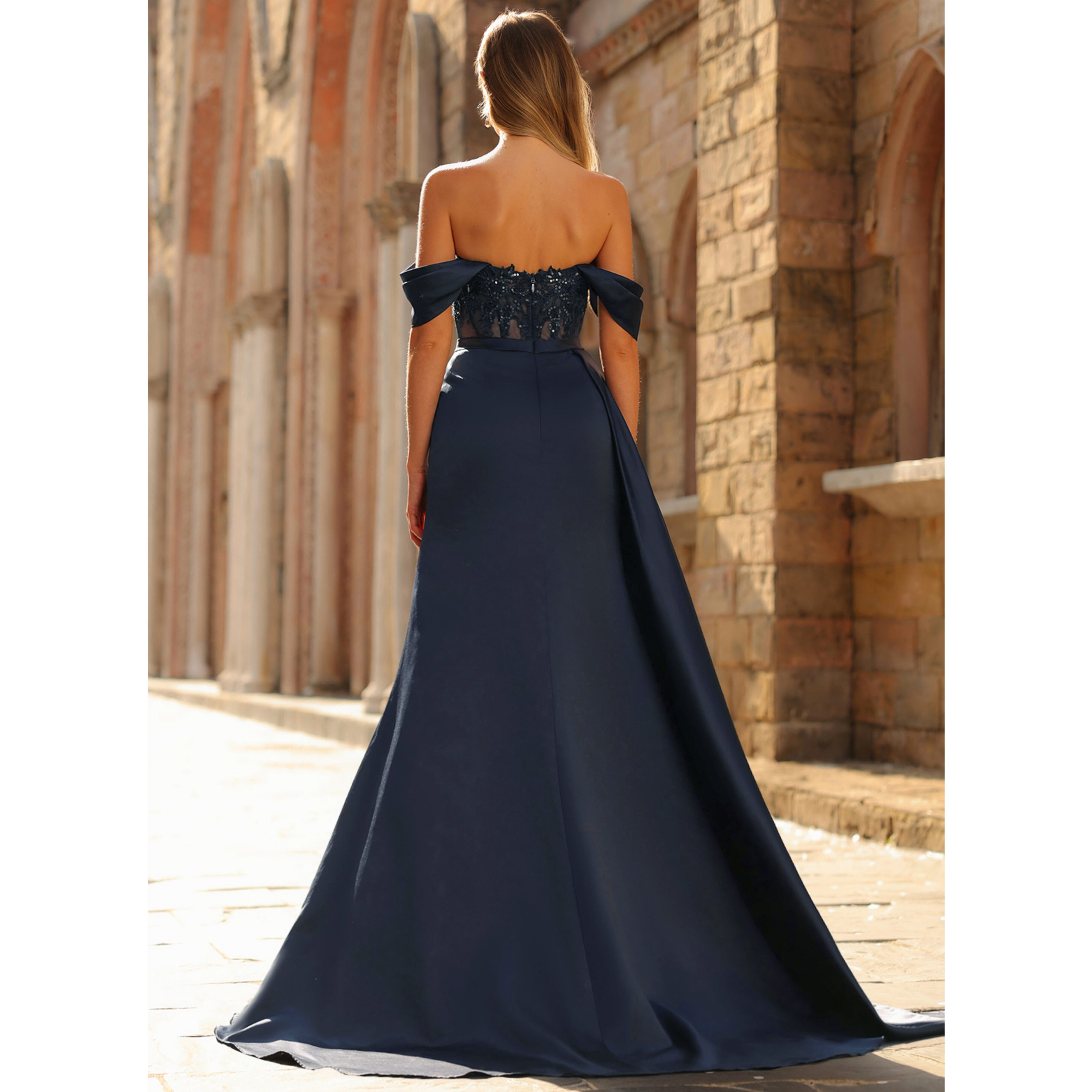 Arza Trumpet/Mermaid Off the Shoulder Strapless Corset Satin Prom