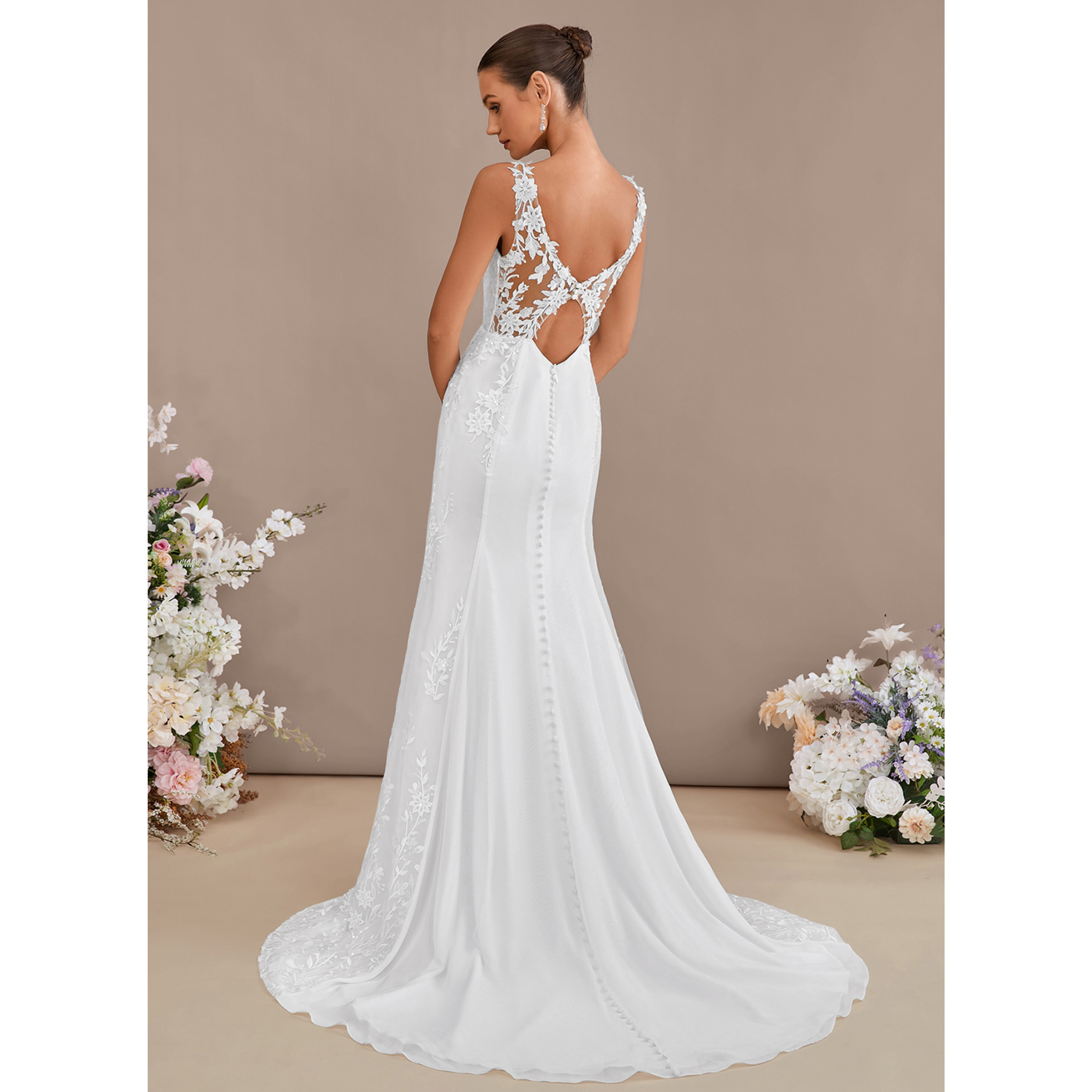 lady juju wedding dress A glimpse at the Lady St. Petsois JuJu wedding
